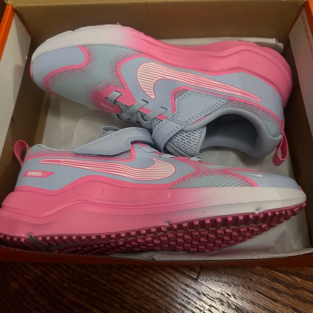 Nike Cosmic Runner Swoosh (PS) – Brand New in Box 👟💗